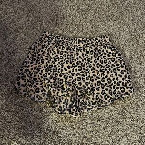 H&M leopard print shorts
